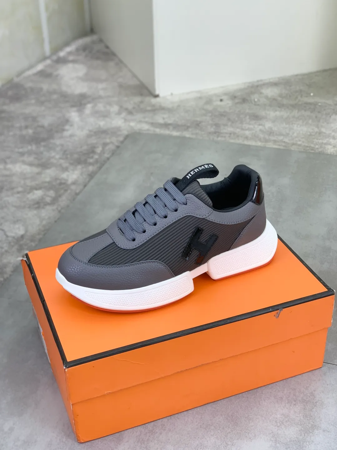 Men's men's shoes P460 new style [HERMES] Hermès - High-end quality original order - Upper: 🔝Nappa calfskin, sewn brand 'H' totem - Inner: water-dyed cowhide - Outsole: ultra-light TPU foam; molded outsole - Ultra-high quality control·Fine workmanship: highlighted (high-end·nobility·grade) -Size: 38-44 (45 can be customized)·